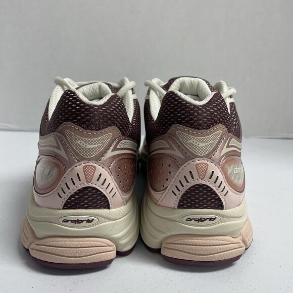 Saucony ProGrid Omni 9 Ivory Peony S70739 15 Size 14 Runner Workout White Pink main image 6